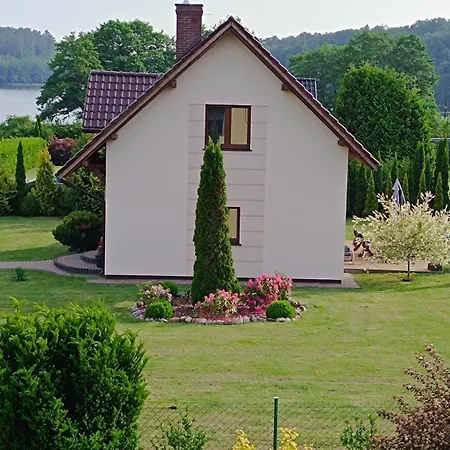Holiday home Dom Nad Jeziorem - Natalia *