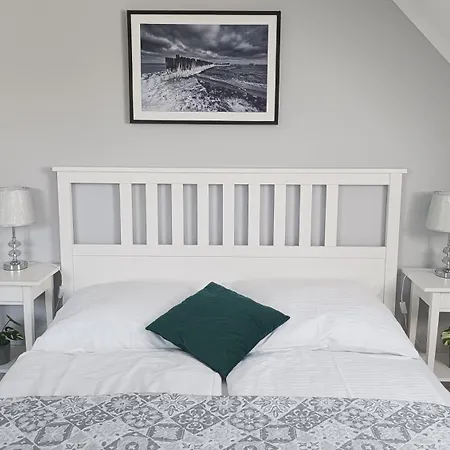 Dom Natalia Sea & Lake Tatil Evi